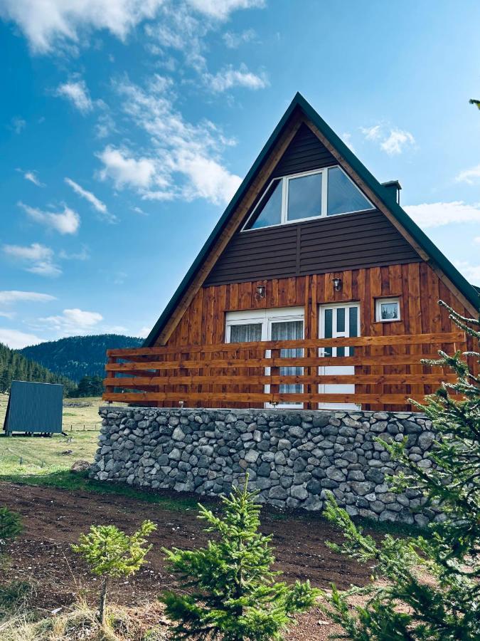 Nomad Lodge Zminica Žabljak Exteriör bild