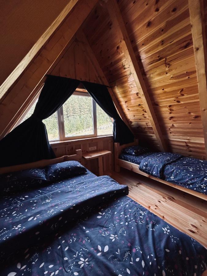 Nomad Lodge Zminica Žabljak Exteriör bild