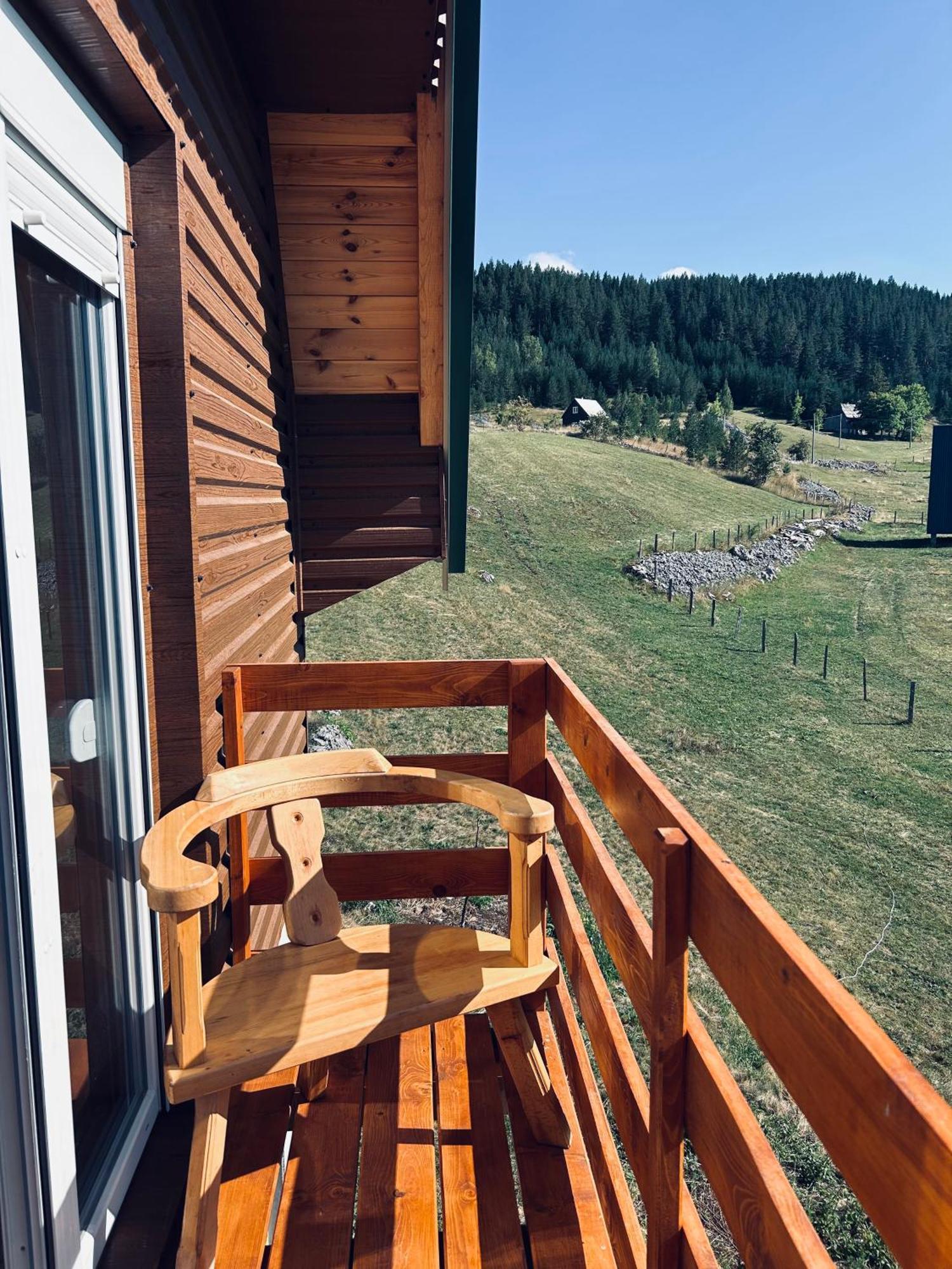 Nomad Lodge Zminica Žabljak Exteriör bild