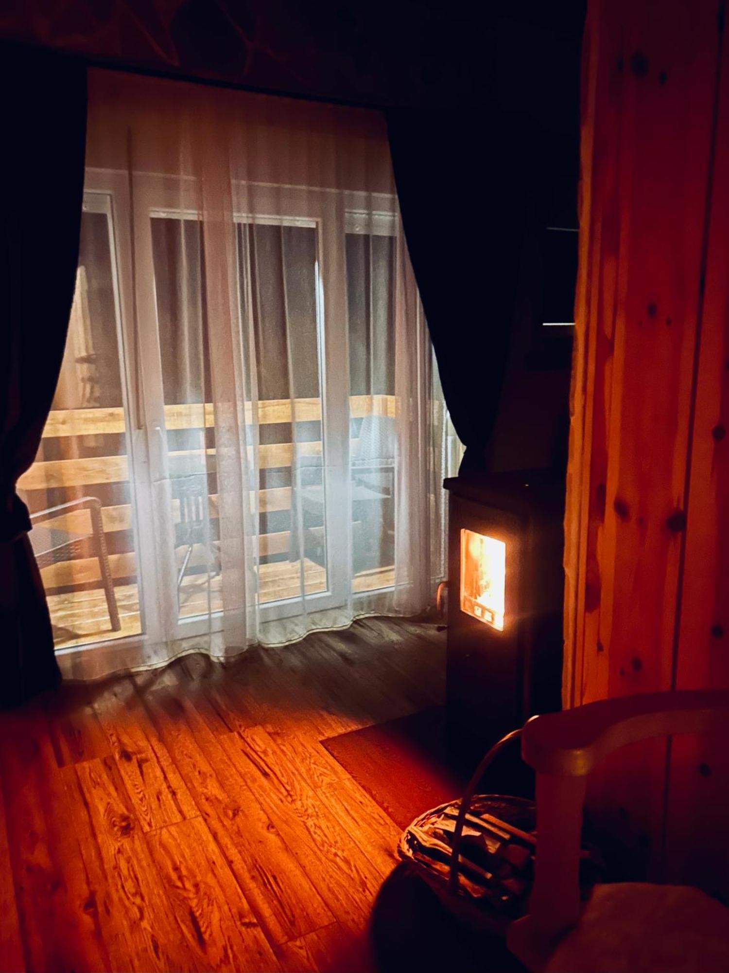 Nomad Lodge Zminica Žabljak Exteriör bild